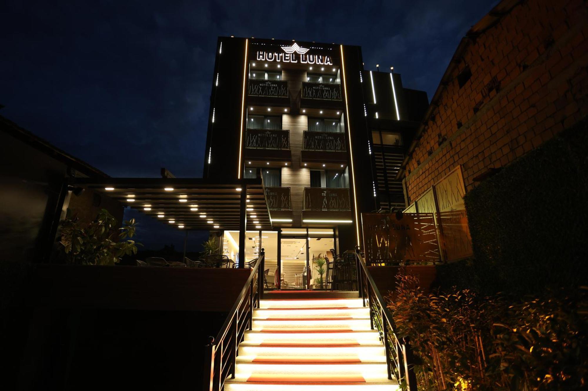 Hotel Luna Prizren Exterior photo