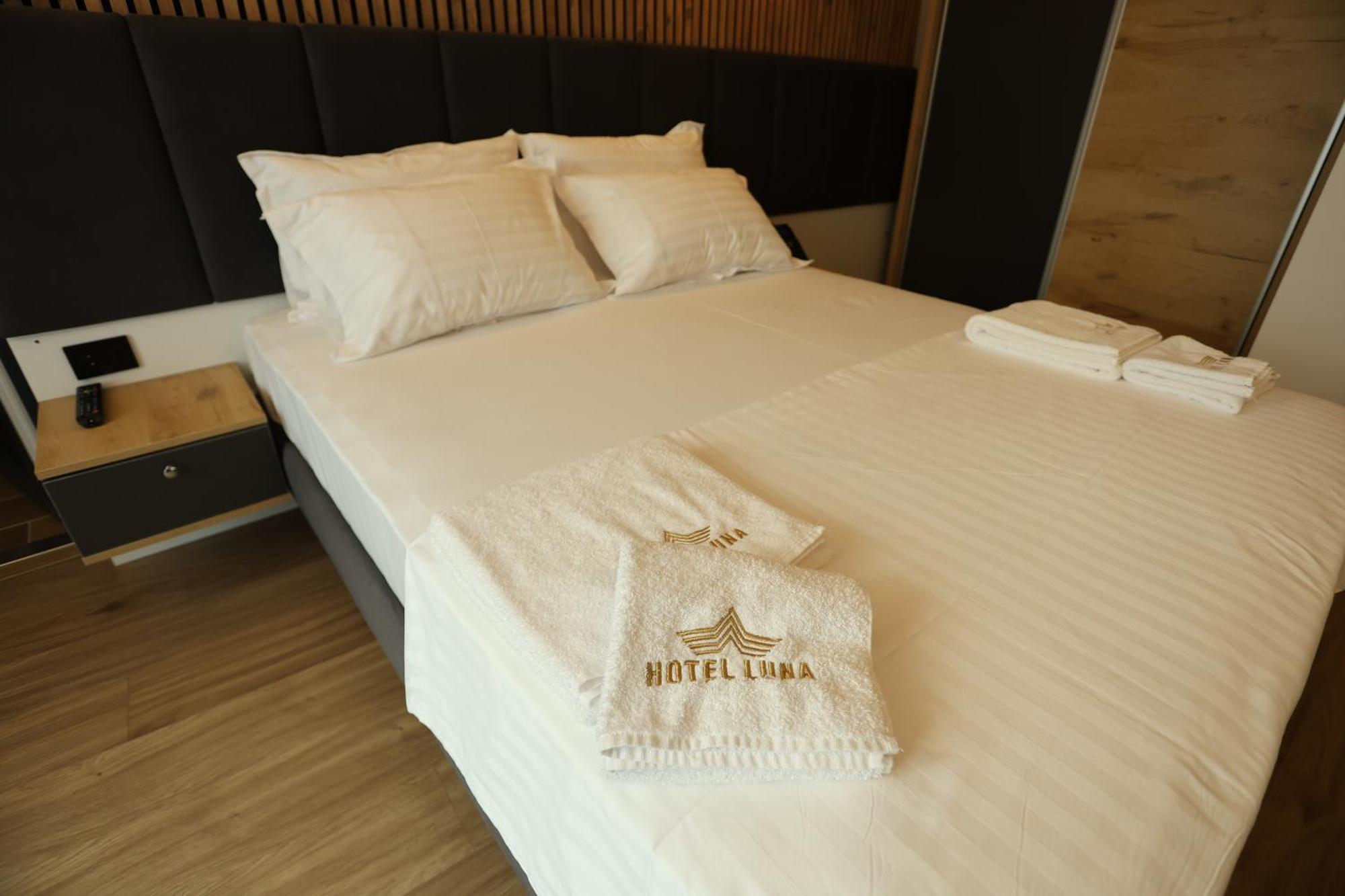 Hotel Luna Prizren Exterior photo